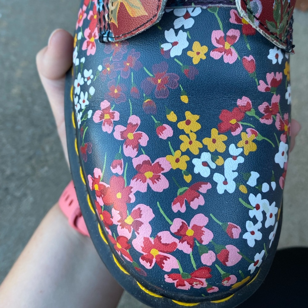 Dr. Martens 1460 Pascal Floral Clash, size: women's 11 discontinued style - Picture 6 of 9